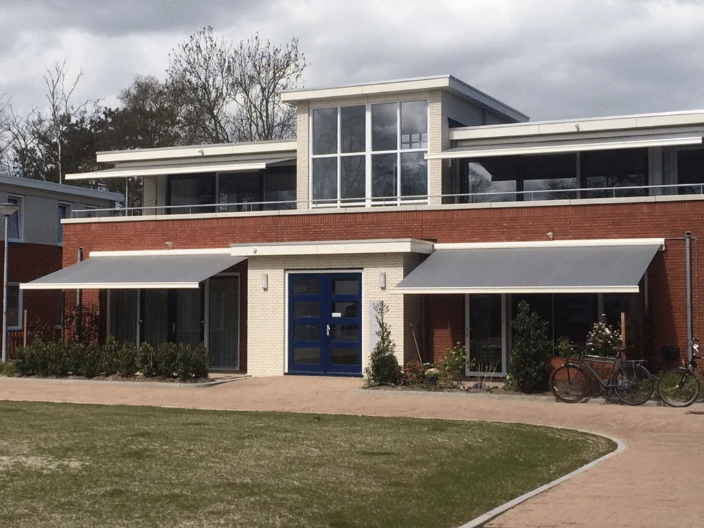 appartementen-schermen_20190503160230113 Buitenzonwering Woongilde